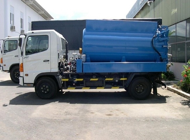 Dịch vụ r&uacute;t hầm cầu quận 5 lu&ocirc;n đưa chất lượng l&ecirc;n h&agrave;ng đầu