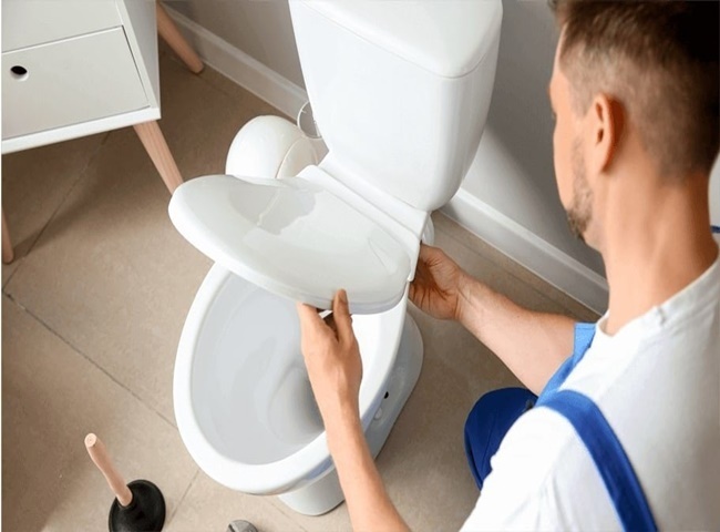 Chọn c&ocirc;ng ty th&ocirc;ng bồn cầu uy t&iacute;n, nhiều kinh nghiệm
