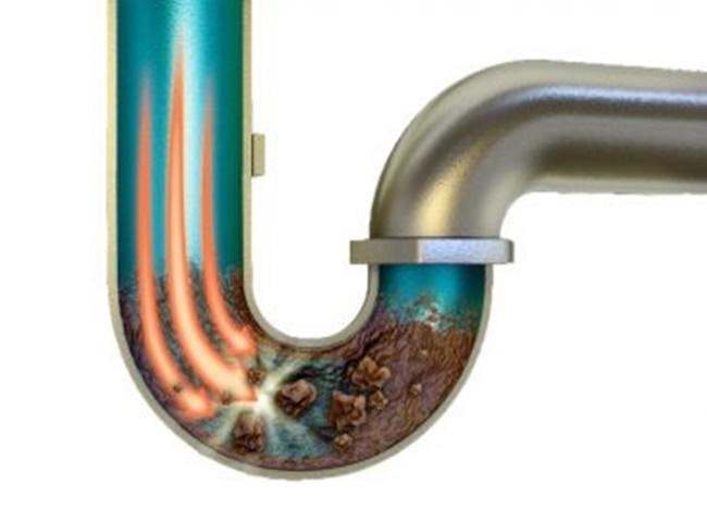 Bồn cầu k&ecirc;u ục ục