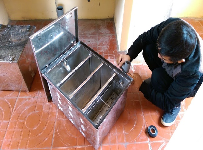 C&ocirc;ng ty dịch vụ h&uacute;t hầm mỡ quận 2 lu&ocirc;n tu&acirc;n thủ quy tr&igrave;nh l&agrave;m việc chuy&ecirc;n nghiệp