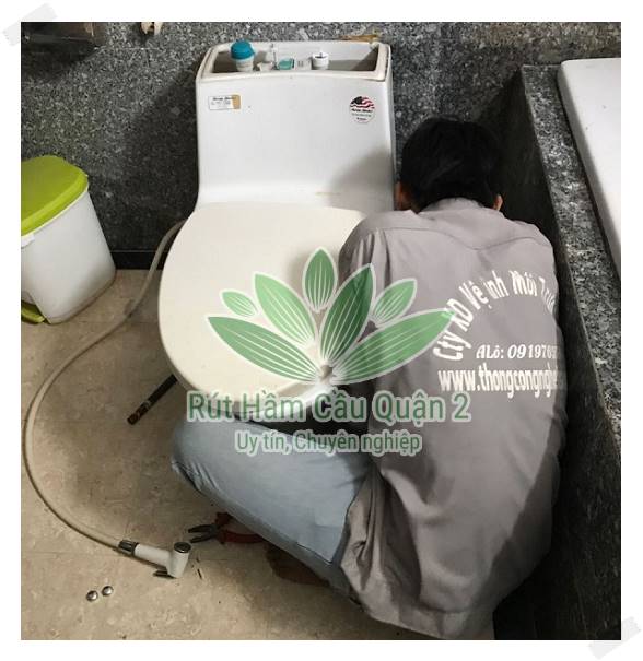 Sửa chửa và thay mới các thiết bị bồn cầu hư hỏng