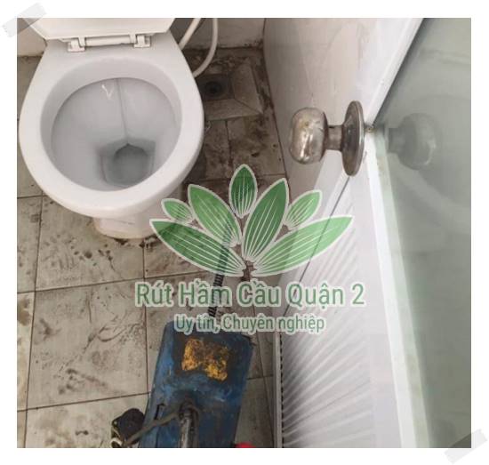 Quá trình giúp bồn cầu không còn sợ bị nghẹt