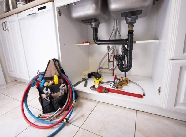 Hệ thống đường cống phát ra những tiếng kêu do bị nghẽn bên trong